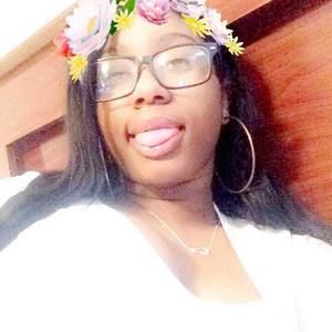 Meet your Posher, Ariel